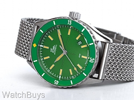 Eza Sealander Green on Bracelet