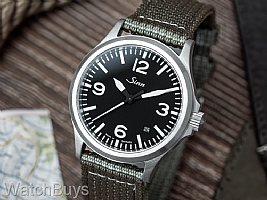 Sinn 556 A on Textile Strap