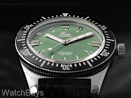 Show product details for Eza Vintage 1972 Avocado Green Limited Edition Non-Refundable Deposit