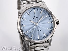 Show product details for Sinn 556 I Ice Blue Limited Edition on H-Link Quick Adjust Bracelet
