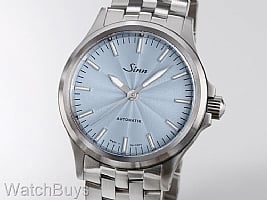 Show product details for Sinn 556 I Ice Blue Limited Edition on Fine Link Bracelet