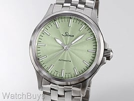 Show product details for Sinn 556 I Sage Limited Edition on Fine Link Bracelet