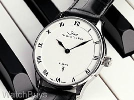 Show product details for Sinn 1746 Klassik