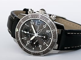 Show product details for Sinn 103 Column Wheel St DIAPAL on Strap