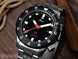 Show product details for Sinn U1-T SDR Fully Tegimented on H-Link Bracelet