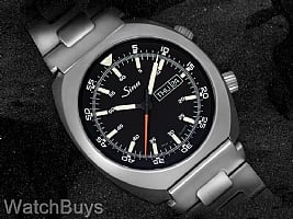 Show product details for Sinn 240 St on Bracelet