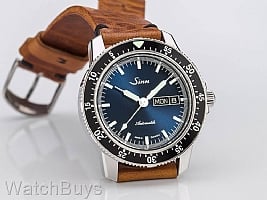 Show product details for Sinn 104 I St Sa B on Strap