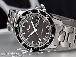 Show product details for Sinn 104 I St Sa A on H-Link Bracelet