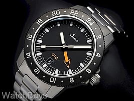 Show product details for Sinn 105 St Sa UTC on H-Link Bracelet